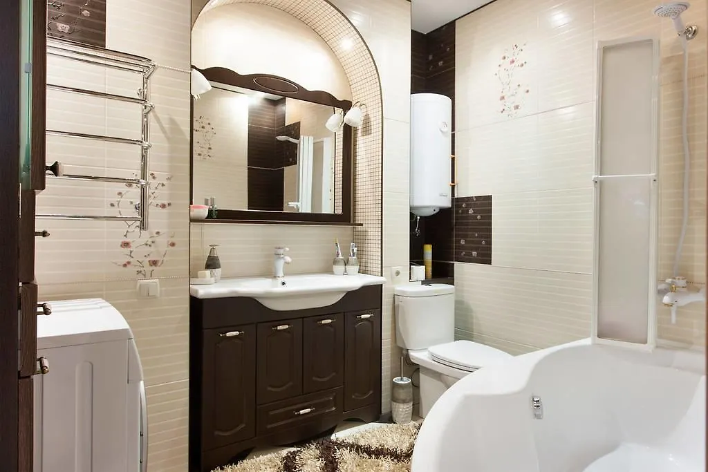 Luxury Apartment On Park Lakes Kiev
