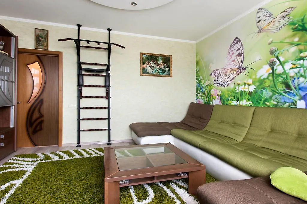 Luxury Apartment On Park Lakes Kyjev
